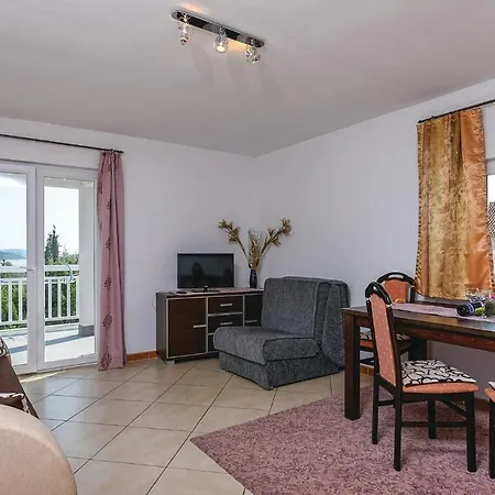 Two-bedroom In Apartman *