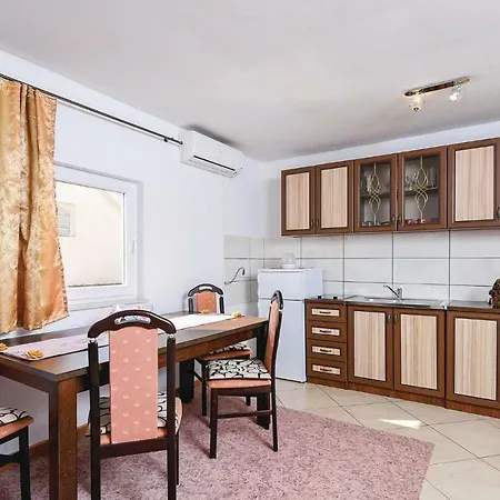 Two-bedroom In * オレビック